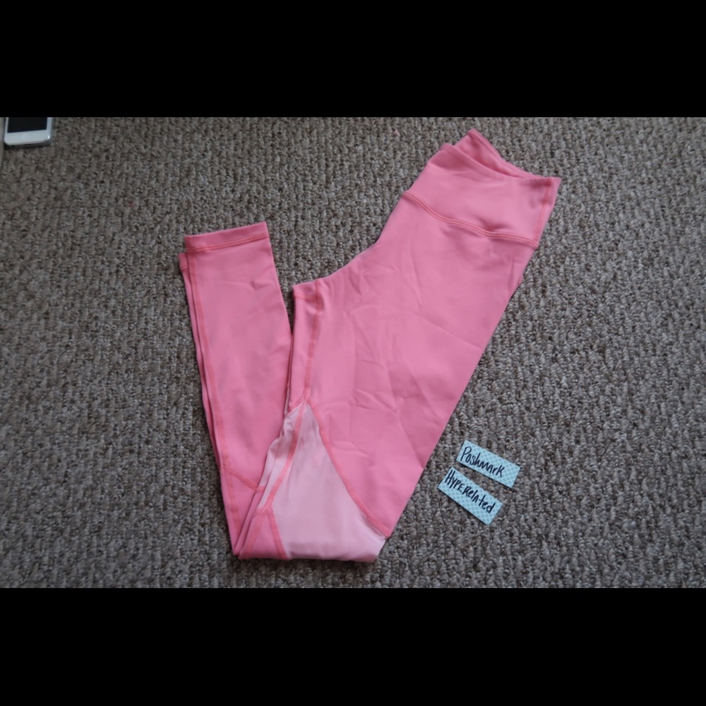 Workout apparel - Picture 4 of 8